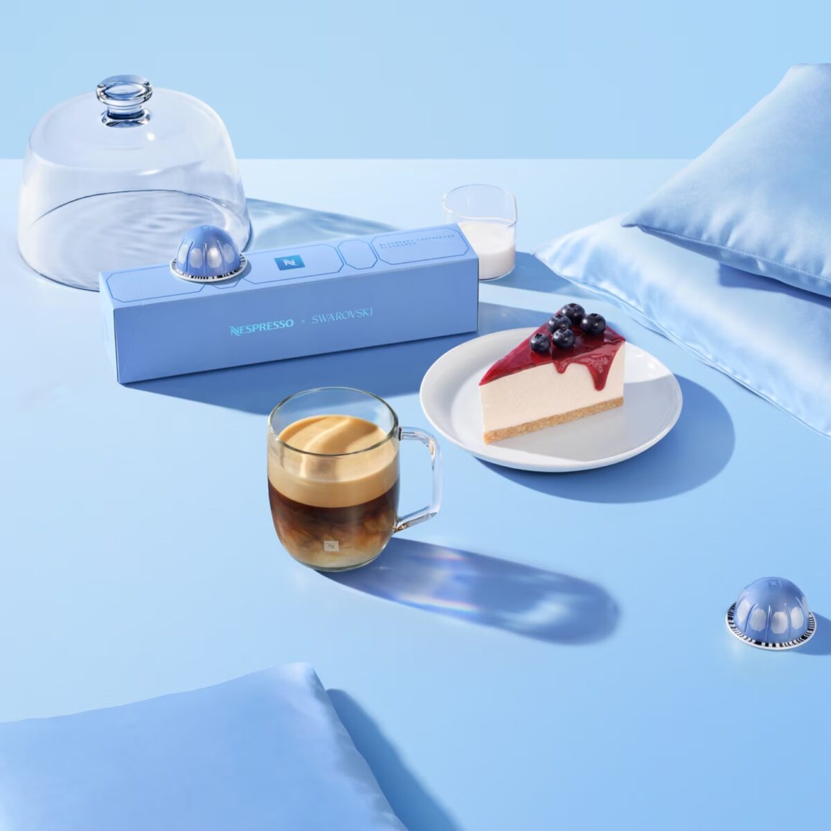 nespresso vertuo blueberry cheesecake x swarovski (6)